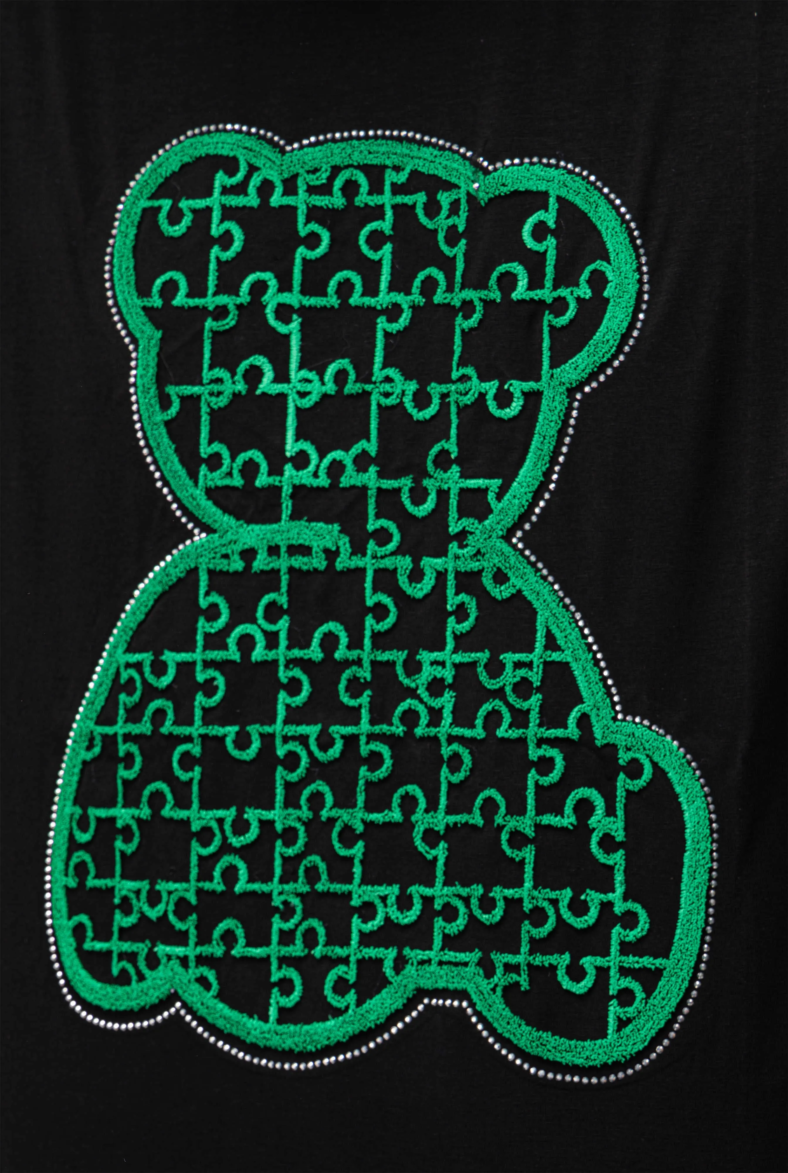 Heads or Tails Men's Slim Fit Crewneck Rhinestone Studded Graphic Printed T-Shirt Stone Tee Green Pattern Outline Bear